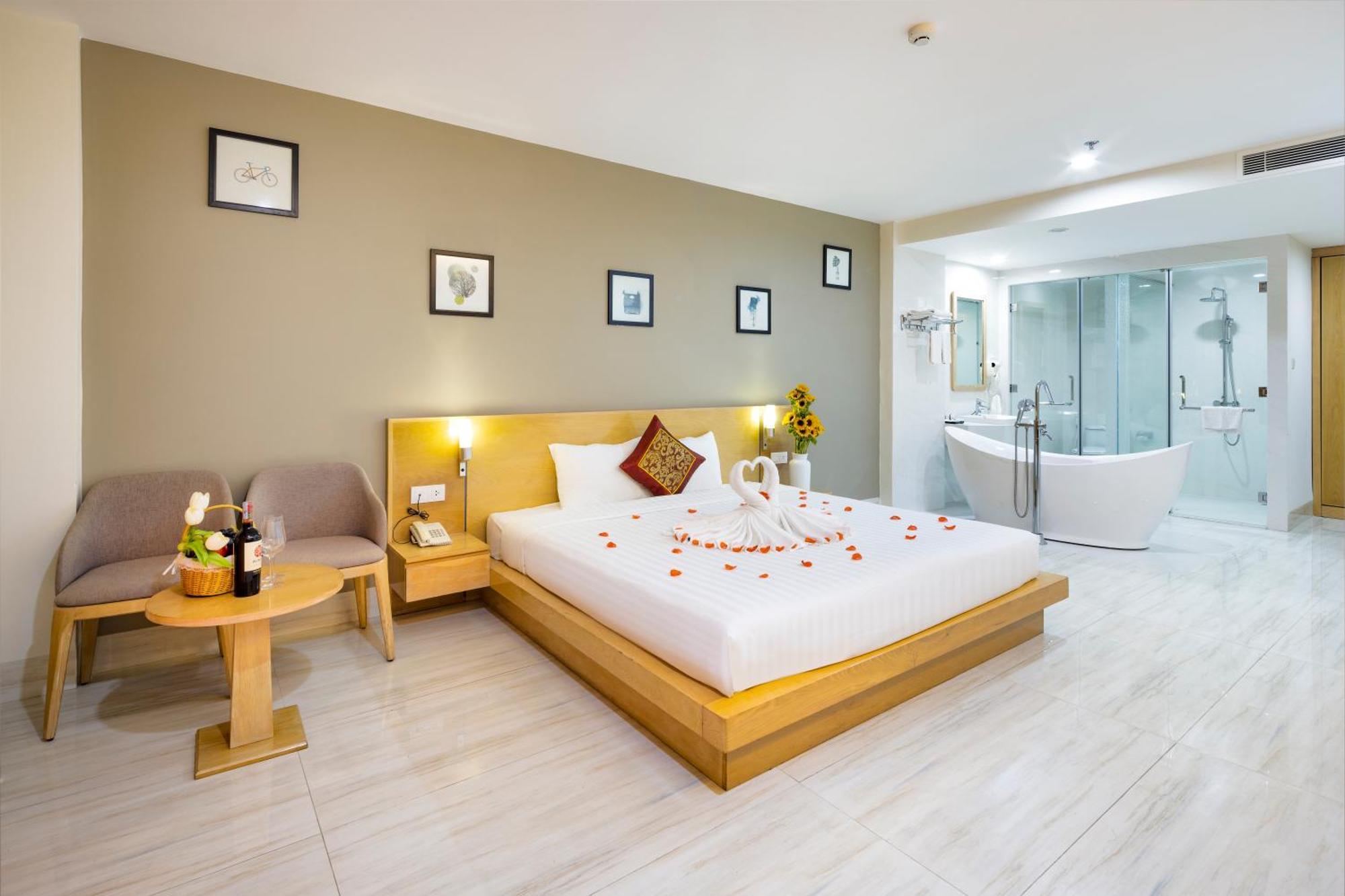 Gibson Hotel Nha Trang Bagian luar foto