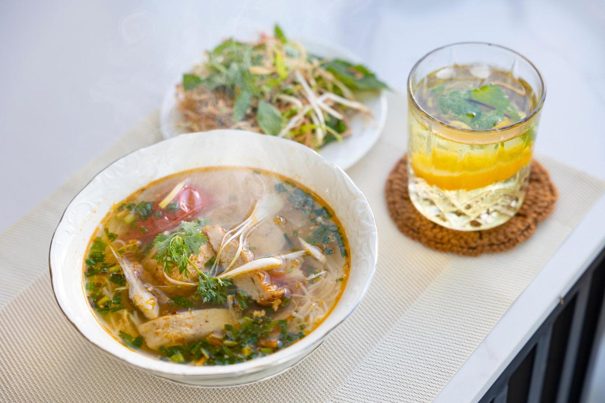 Gibson Hotel Nha Trang Bagian luar foto