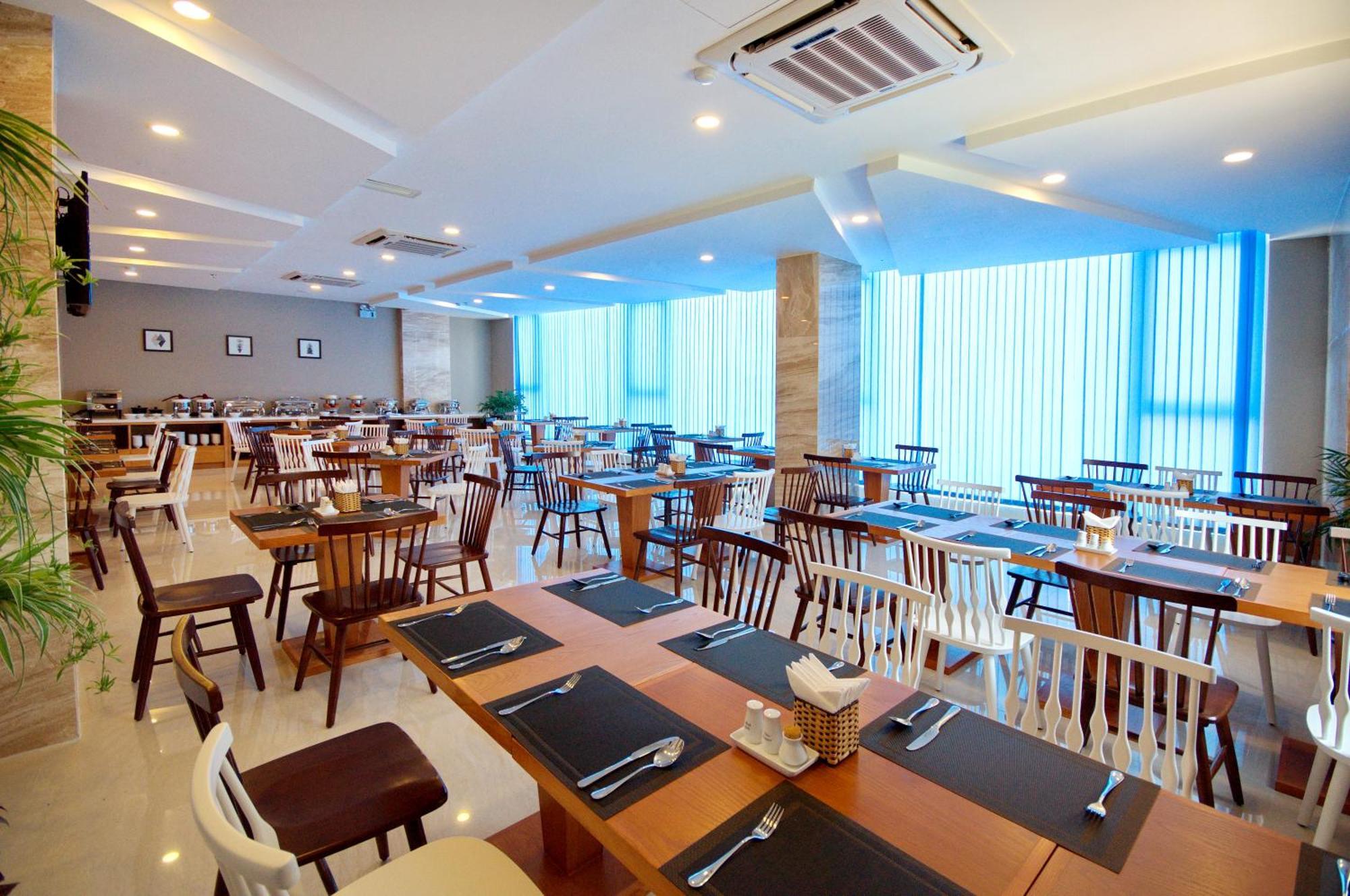 Gibson Hotel Nha Trang Bagian luar foto