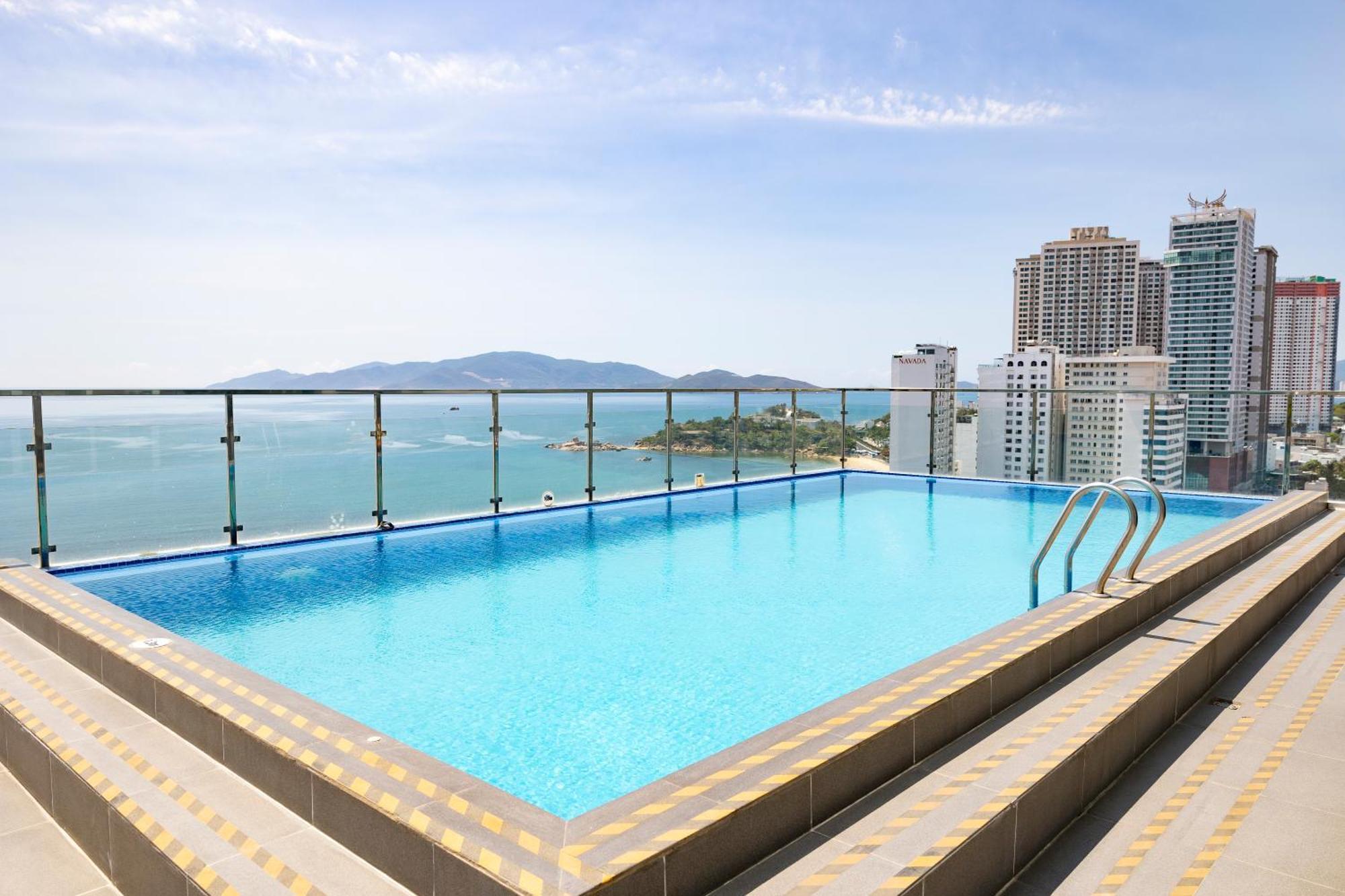 Gibson Hotel Nha Trang Bagian luar foto