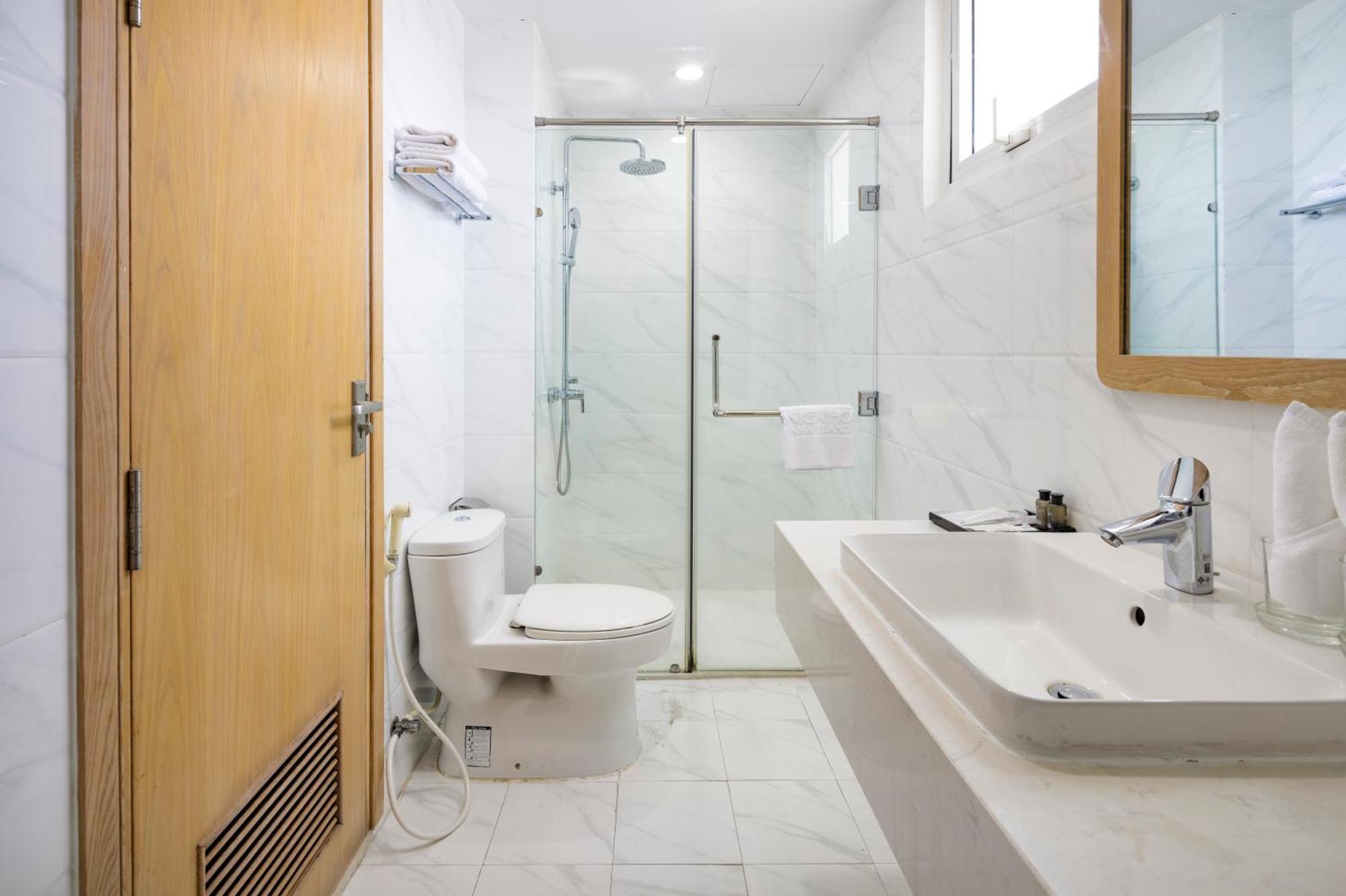 Gibson Hotel Nha Trang Bagian luar foto