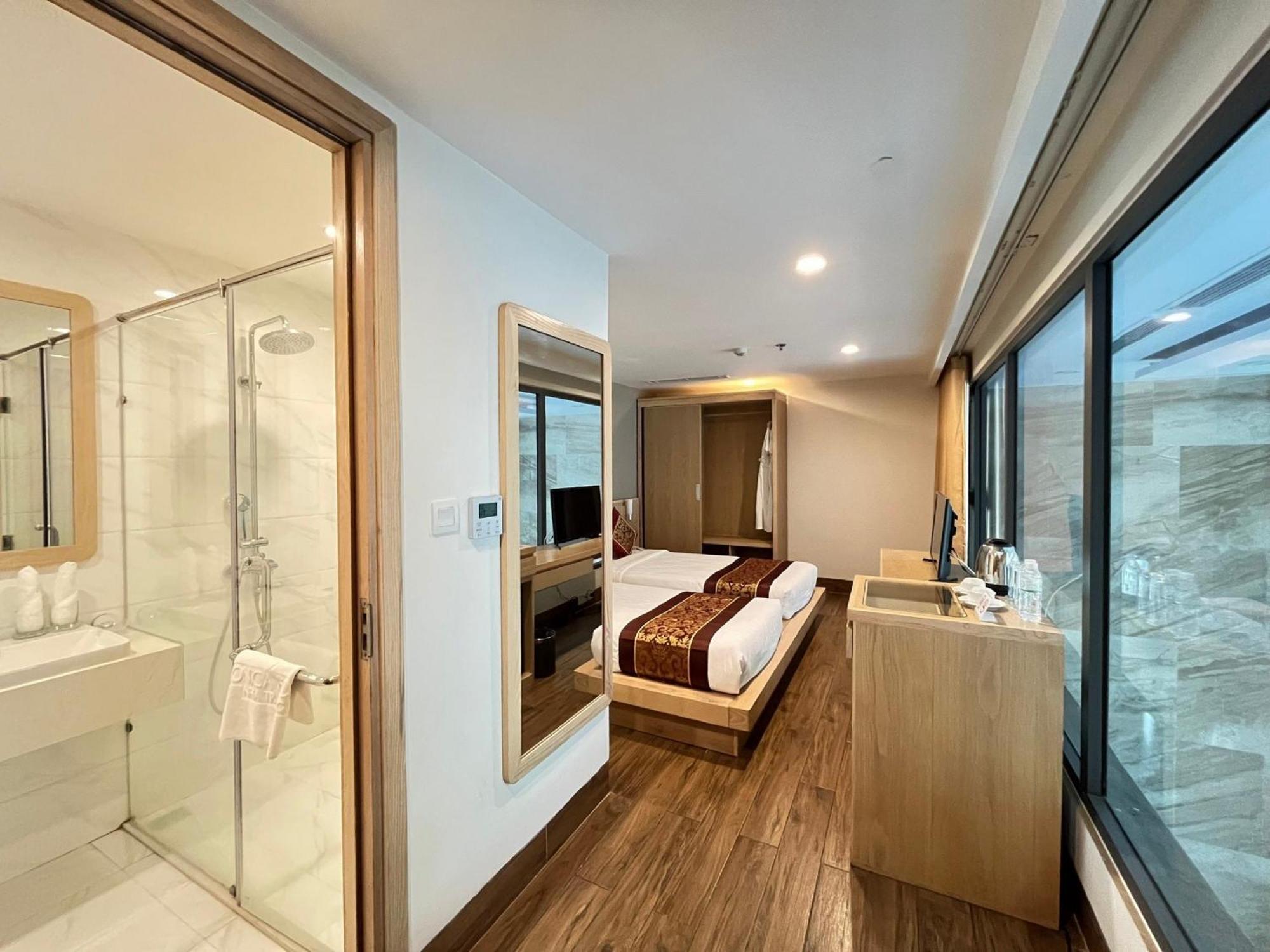 Gibson Hotel Nha Trang Bagian luar foto